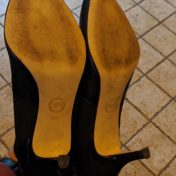 Michael Kors - Black Ankle bootie - Picture 8 of 8